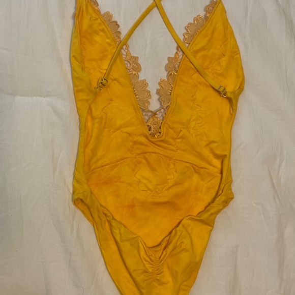 NWT 🌻 Blue Life Women’s Sz XS Eclipse One Piece Swim Body Suit Sunflower Yellow - Picture 5 of 9